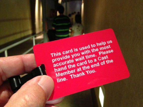 Disney que line wait time measurement card