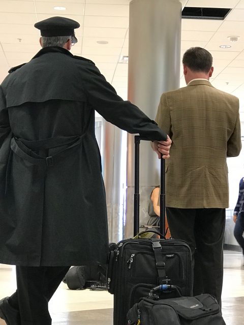 Atlanta airport violinist