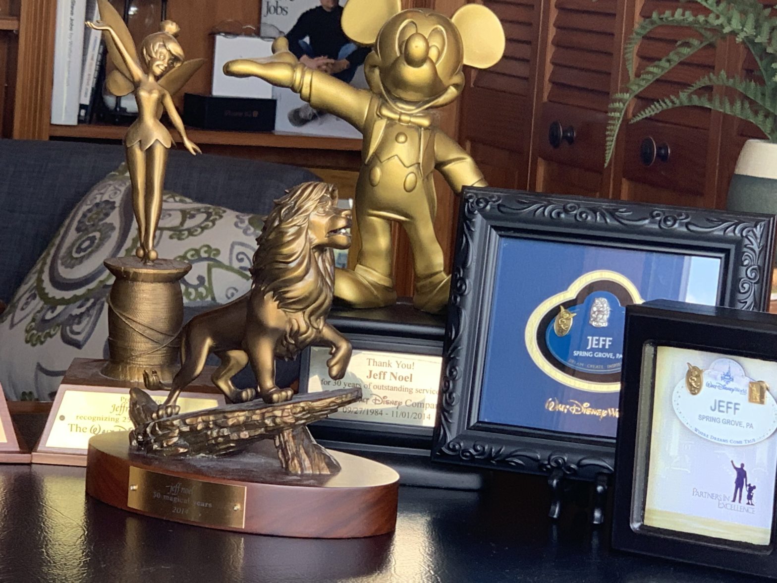 The Walt Disney Legacy Award – Disney Employee Engagement Speaker