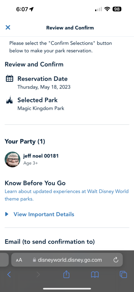 Disney theme park reservation screenshot