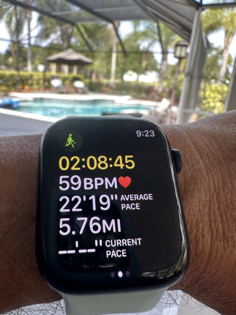 Apple Watch fitness screen