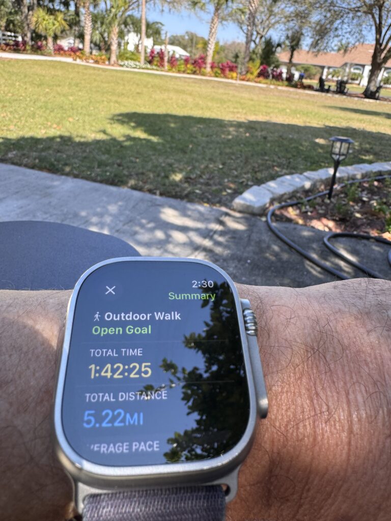 Apple Watch fitness screen